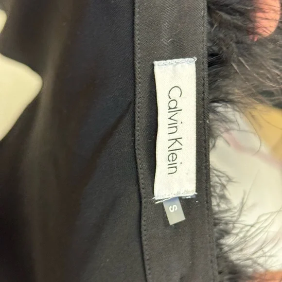 Calvin Klein Women’s Faux Fur Jacket Size S - Picture 3 of 5